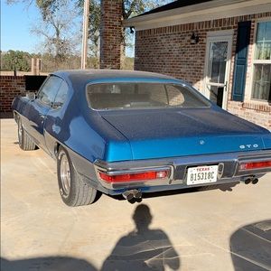 Meet your Posher, Tyler